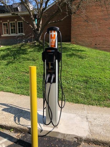 EV charger at Starr Library- Town of Rhinebeck Level 2