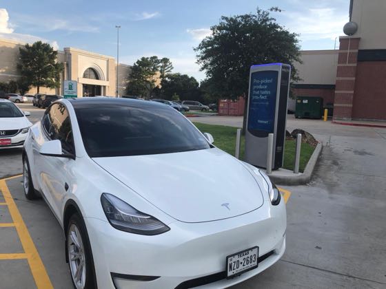 EV charger at Willowbrook Mall - DICK'S Sporting Goods