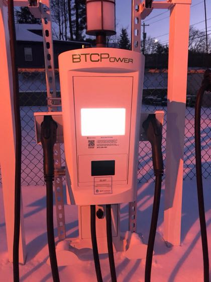 EV charger at Howard Johnson by Wyndham Lake George