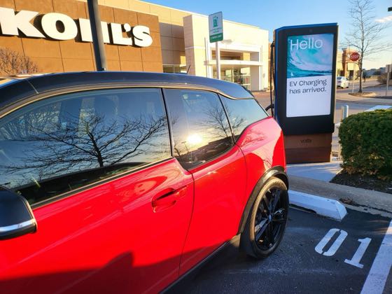 EV charger at Prairie Market - Kohl's