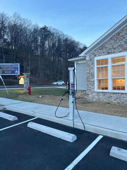 EV charger at Summit On The Hudson