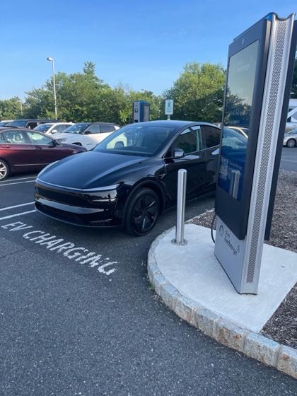EV charger at Bridgewater Commons - Macy's