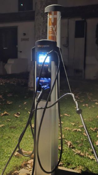 EV charger at Solvang Veteran's Memorial
